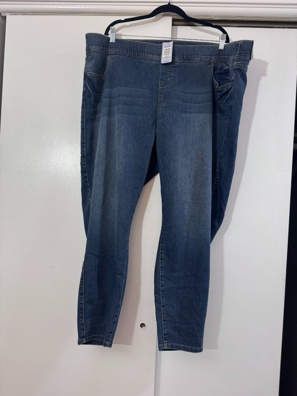 Torrid High Rise Lean Jean Cascade skinny jeans size 4